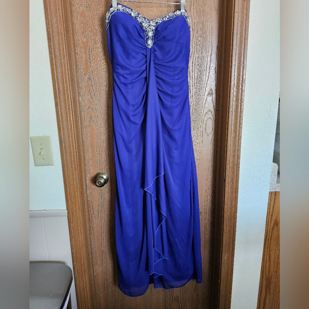 ONYX Nite Purple Strapless Beaded Prom Formal Gown Size 12